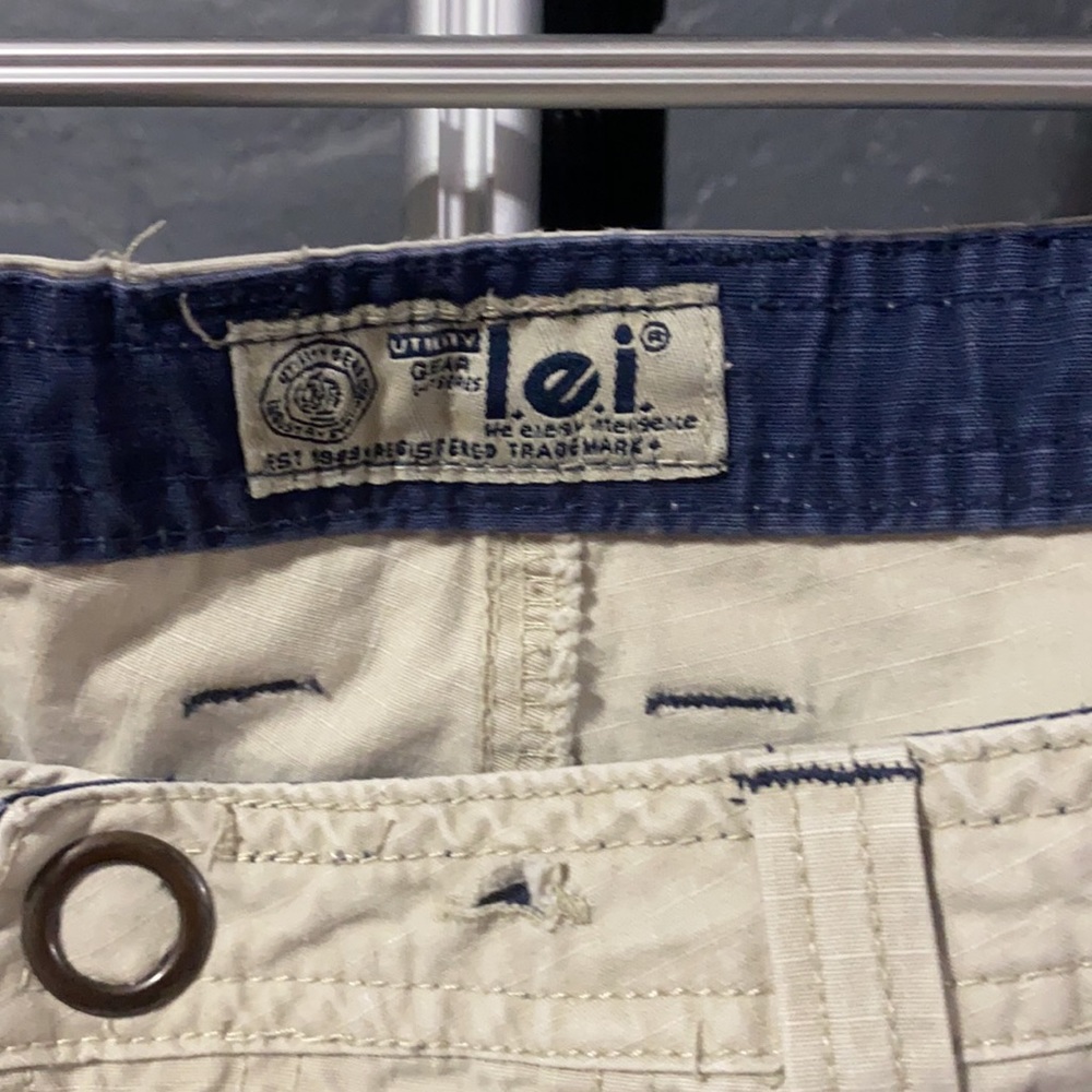 Lei capris - Picture 2 of 6